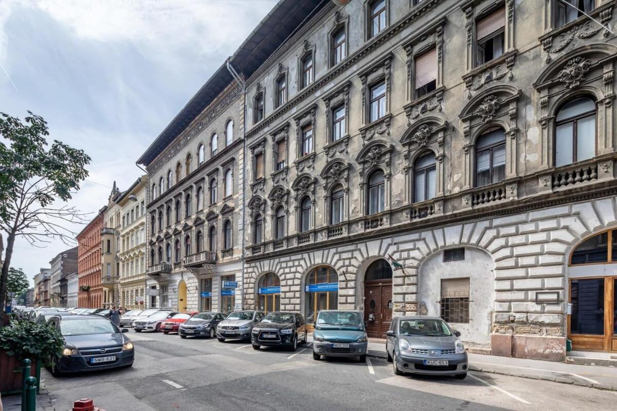 Apartman Rustic In The Downtown *